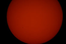 Load image into Gallery viewer, Solar Filter 40.5mm Spectrum Telescope (ST-40.5mm) Threaded Film Solar Filter for photographing The Sun or Solar Eclipse
