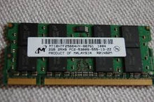 Load image into Gallery viewer, Crucial 2GB Single DDR2 667MHz (PC2-5300) CL5 SODIMM 200-Pin Notebook Memory Module CT25664AC667
