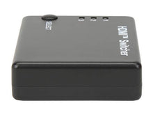 Load image into Gallery viewer, Rosewill RCHS-18005 Mini HDMI Amplifier Switcher 3x1
