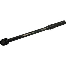 Load image into Gallery viewer, Dynamic Tools D086001 3/8&quot; Drive 32 Tooth Torque Wrench with 20-100 Foot Pounds
