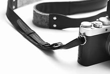 Load image into Gallery viewer, Woolnut Camera Strap - Black, 13 inches, WNUT-CS-A-324-BK

