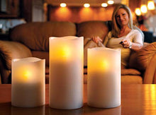 Load image into Gallery viewer, Sarah Peyton 3-Piece Flameless Candle Set with Remote Control
