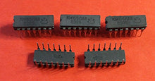 Load image into Gallery viewer, S.U.R. &amp; R Tools KM155LA8 Analogue 7403PC IC/Microchip USSR 25 pcs
