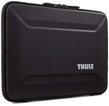 Load image into Gallery viewer, Thule Gauntlet MacBook Sleeve, Black, One Size
