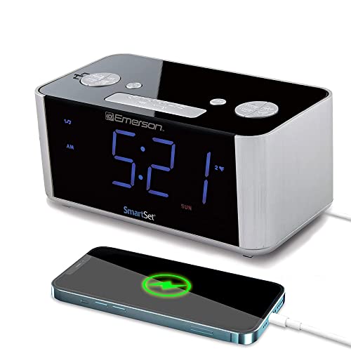 Emerson SmartSet Alarm Clock Radio, USB port for iPhone/iPad/iPod/Android and Tablets, CKS1708