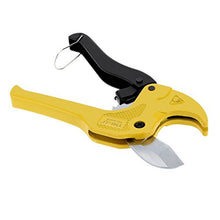 Load image into Gallery viewer, TNI-U TU-6301E Ratcheting PVC Pipe Cutter High Quality Plastic Pipe and Tubing Cutter Dual Colors Handles Sharp Cutting Tool
