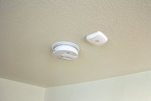 Load image into Gallery viewer, Abode Smoke Alarm Monitor | Notifies You Immediately If Your Smoke Alarm is Going Off
