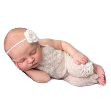 Load image into Gallery viewer, Baby Photography Props Boy Girl Photo Shoot Outfits Newborn Crochet Costume Infant Knitted Clothes Mohair Headdress Rompers (White)
