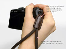 Load image into Gallery viewer, Gariz Elastic Band DD-WSP3 Camera Hand Strap for Mirroless Camera, Brown
