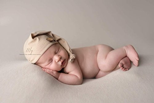 AMOS and SAWYER Knotted Sleeping Hat, Photography Prop (Newborn, Stone - Round Button)