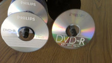 Load image into Gallery viewer, Philips Branded 16X DVD-R Media 100 Pack in Spindle with Handle (DM4S6H00F/17)
