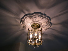 Load image into Gallery viewer, MD-5058 Decorative Ceiling Medallion
