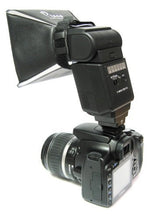 Load image into Gallery viewer, Opteka SB-1 Mini Universal Studio Soft Box Flash Diffuser for Canon EOS Speedlite 430EX II, 600EX-RT &amp; 320EX Flash Units
