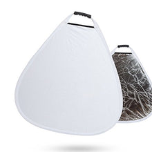 Load image into Gallery viewer, UNPLUGGED STUDIO 2in1 Triangle Reflector Msize
