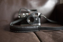 Load image into Gallery viewer, Handmade Genuine Real Leather Camera Strap Neck Strap for Film Camera Evil Camera Black 01-097
