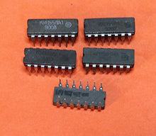 Load image into Gallery viewer, S.U.R. &amp; R Tools KM155LA1 Analogue 7420PC IC/Microchip USSR 35 pcs
