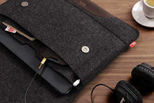 Load image into Gallery viewer, Pack &amp; Smooch for iPad Pro 12.9&quot; with Smart Cover Case Sleeve Cover - 100% Wool Felt and Vegetable Tanned Leather - Dark Gray/Dark Brown
