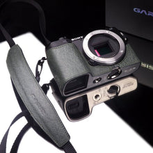 Load image into Gallery viewer, Gariz Genuine Leather XA-CHLSS Camera Neck Strap for Sony RX1 NEX-7 NEX-6 NEX-5R NEX-5N RX100 LX7 Leica X1 X2 Fujifilm X-E1 X100 X10 X-Pro1 Olympus EM-5 OM-D, Special Green

