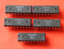 Load image into Gallery viewer, S.U.R. &amp; R Tools KR1008VZH18 analoge MT8870 IC/Microchip USSR 4 pcs
