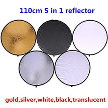 Load image into Gallery viewer, 43&quot;/110cm 5-in-1 Light Reflector for Photography Collapsible Multi-Disc Round with Bag - Translucent, Gold, Silver, Black and White
