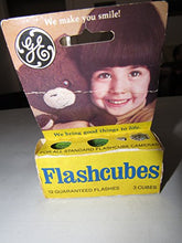 Load image into Gallery viewer, General Electric Flash Cubes for Flash Cube Cameras
