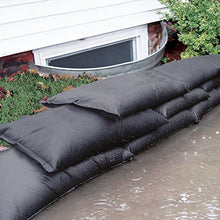 Load image into Gallery viewer, Quick Dam Grab &amp; Go Flood Kit includes 5- 5ft Flood Barriers &amp; 10- 2ft Flood Bags in Bucket
